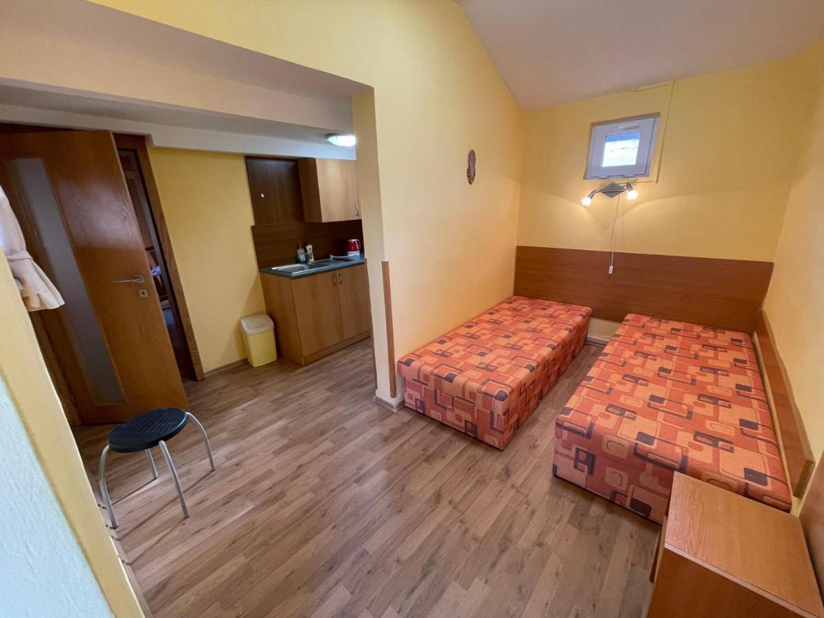 Apartmány Forró Rybárska Veľký Meder Exterior foto